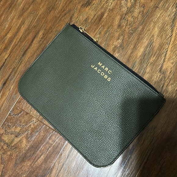 Marc Jacobs Handbags - Marc Jacobs Olive Green Top Zip Clutch With Logo Clean Inside Like New